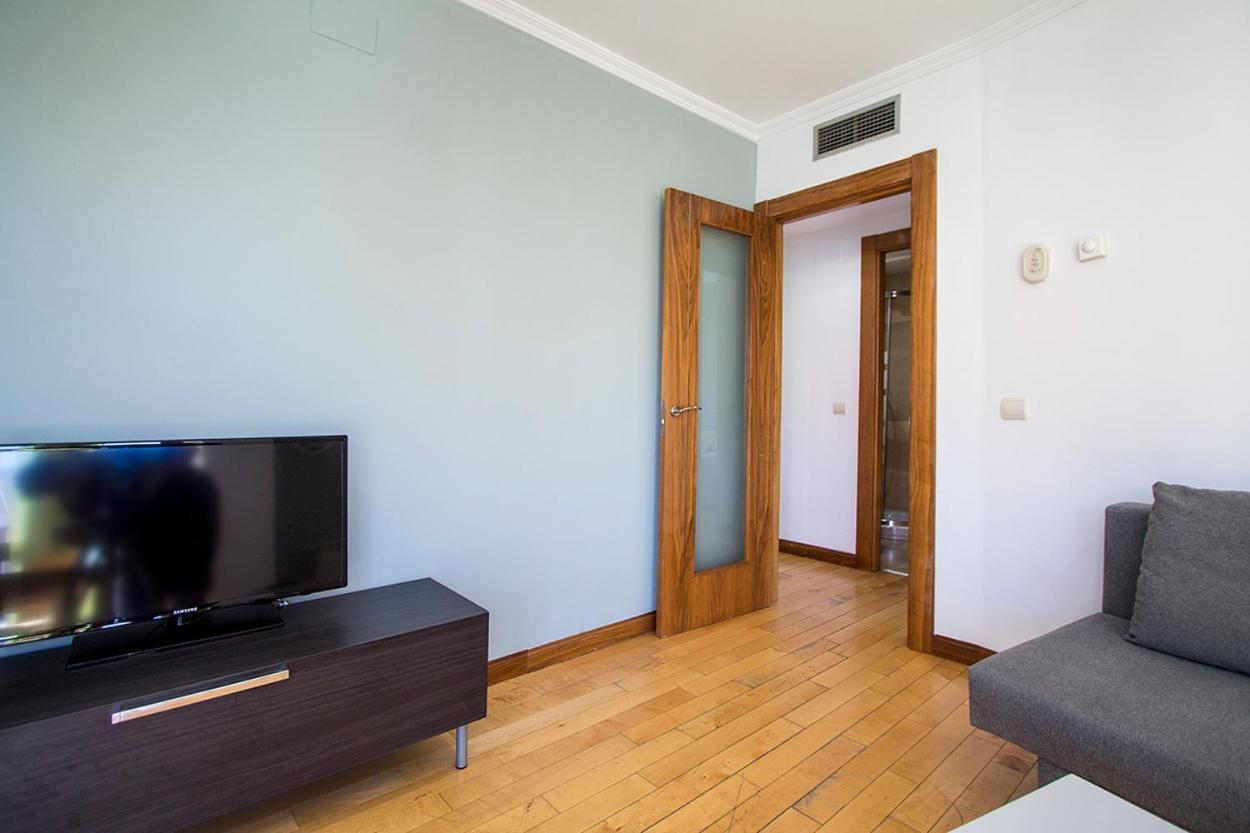 Apartamentos Adelfas Madrid Exterior photo
