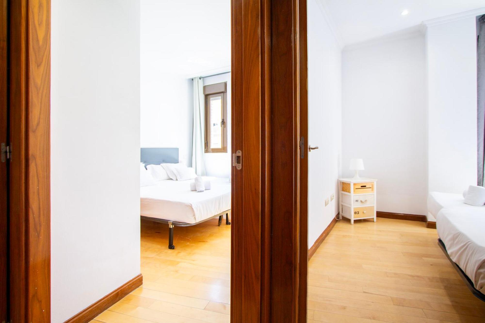 Apartamentos Adelfas Madrid Exterior photo