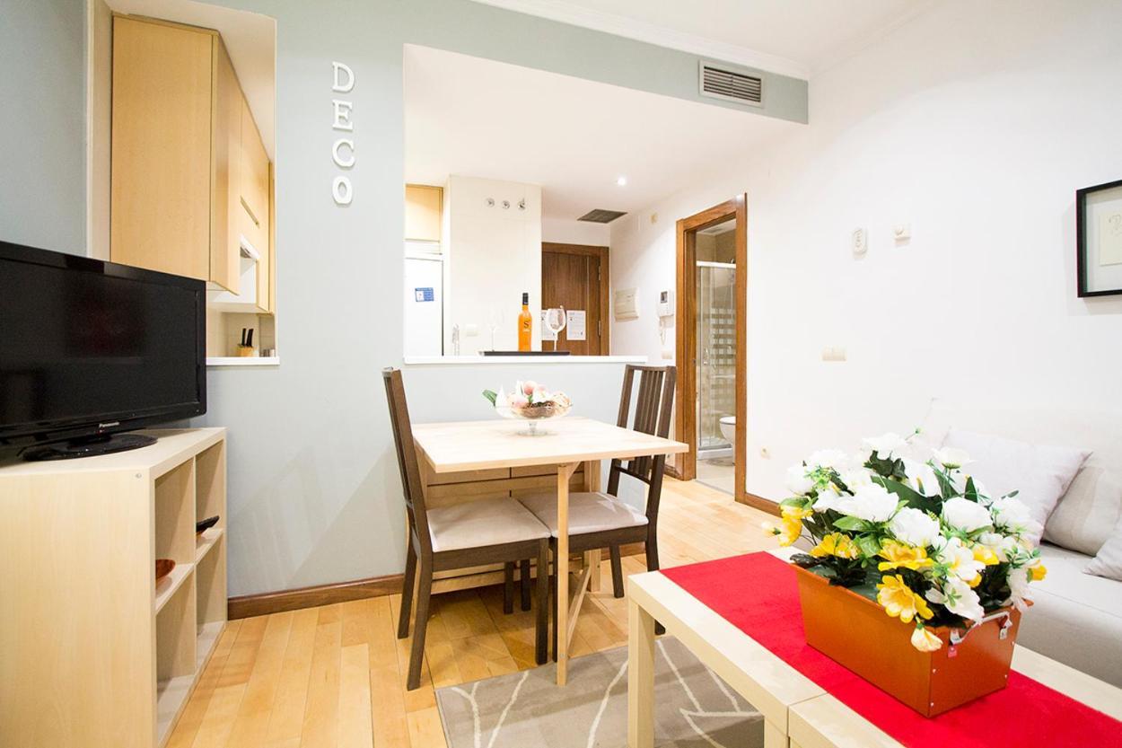Apartamentos Adelfas Madrid Exterior photo