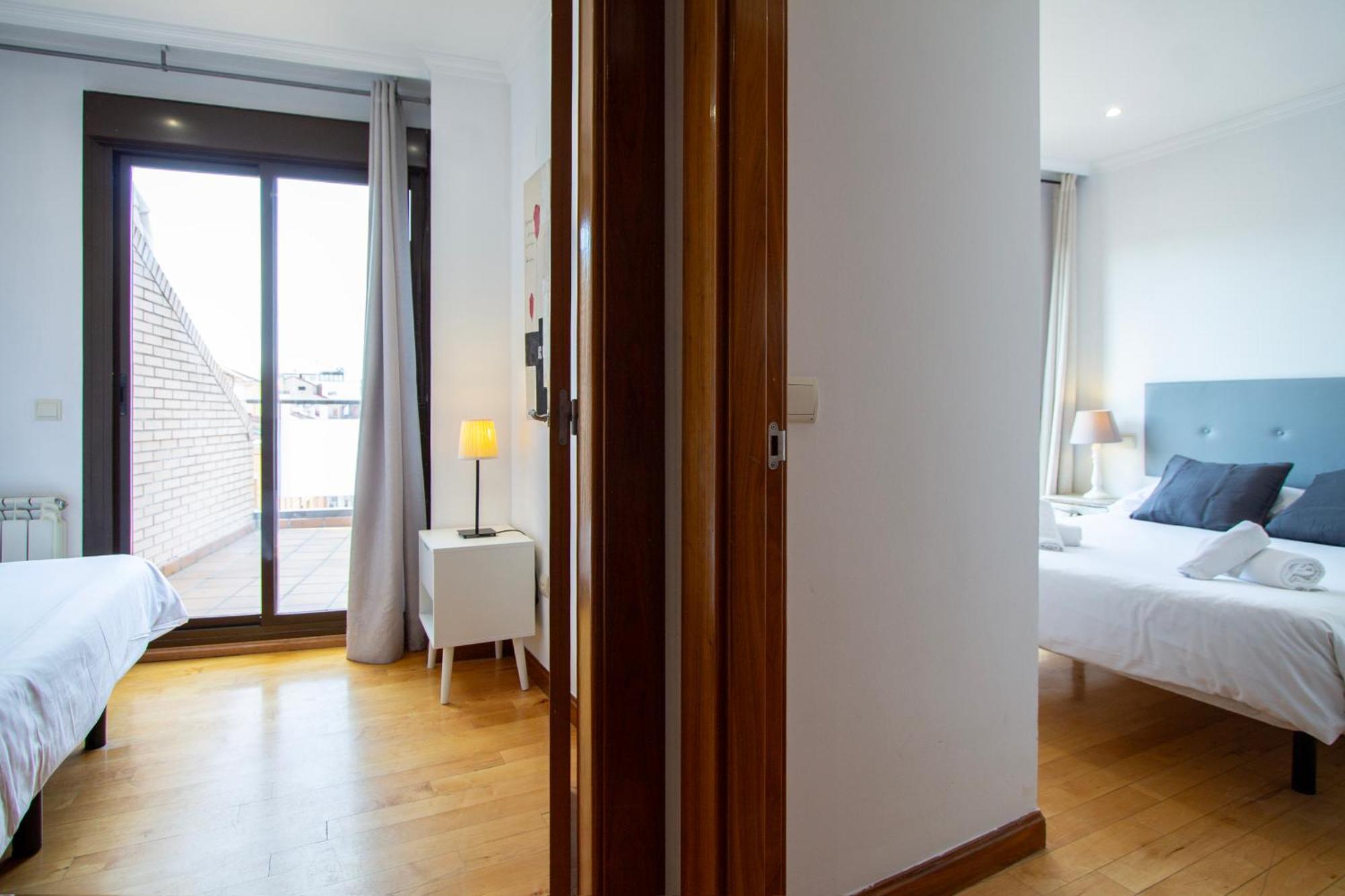 Apartamentos Adelfas Madrid Exterior photo