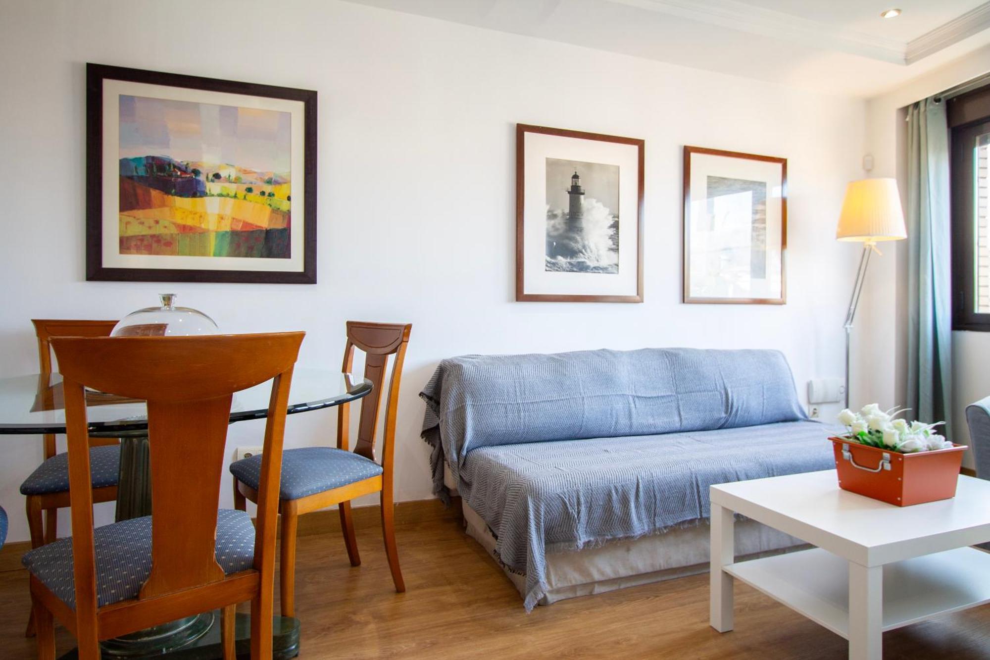 Apartamentos Adelfas Madrid Exterior photo